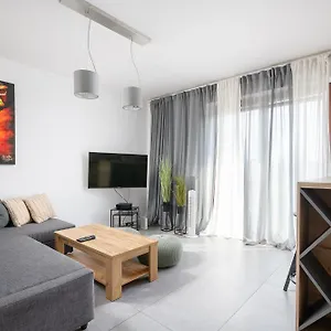 Rentplanet - Na Pradze , Warszawa Polska
